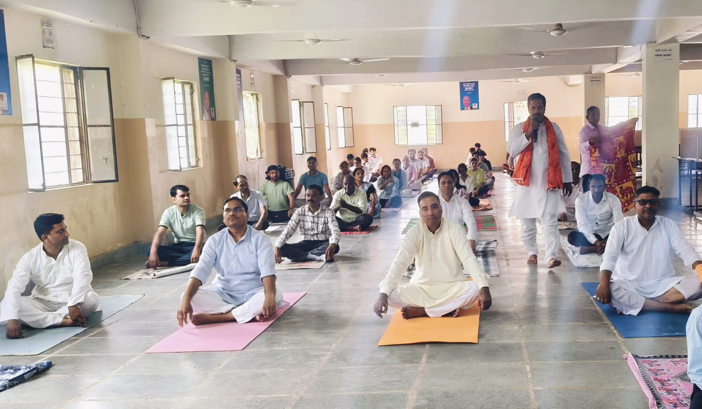 योग से निरोगी जीवन की ओर” — रीजनल कॉलेज, सीतापुरा में अंतरराष्ट्रीय योग दिवस पर योग एवं प्राणायाम शिविर आयोजित