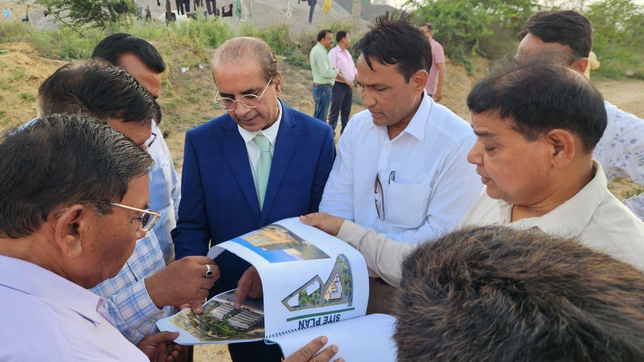 रैगर समाज के भामाशाह नरेन्द्र नवल ने बालिका छात्रावास के लिए    1. 25 करोड़ की घोषणा की