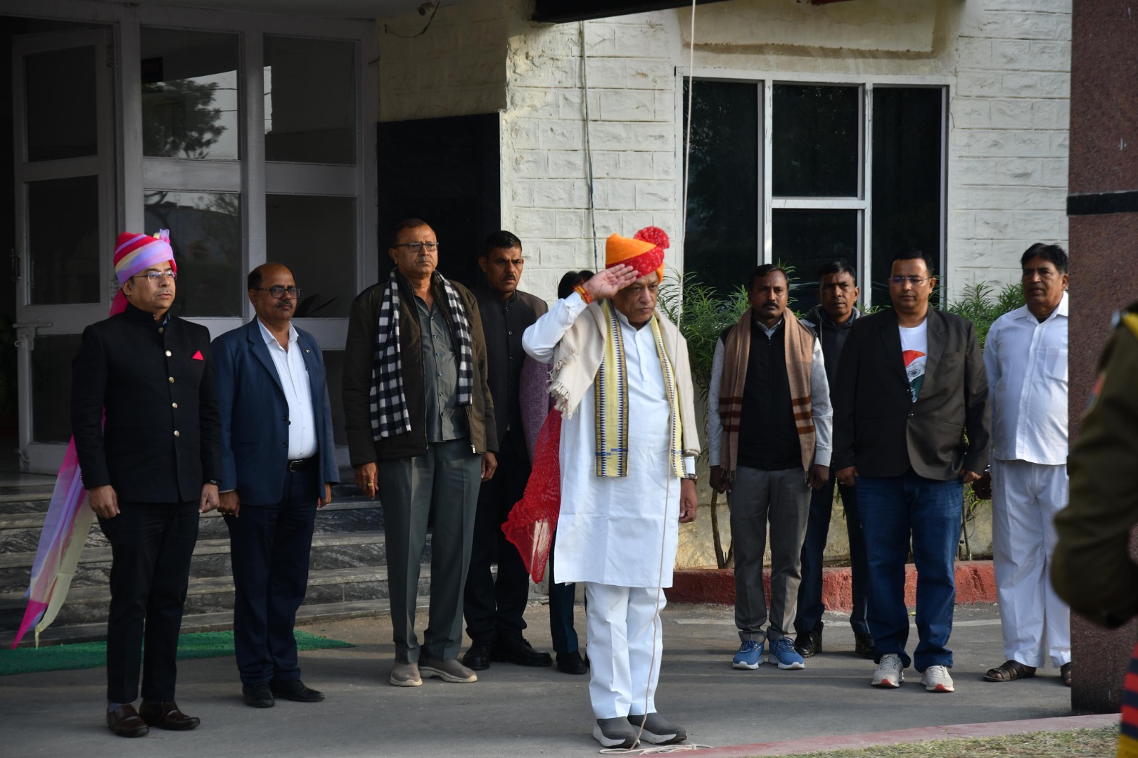 पाली में कैबिनेट मंत्री जोराराम कुमावत ने राष्ट्रीय ध्वज फहराया