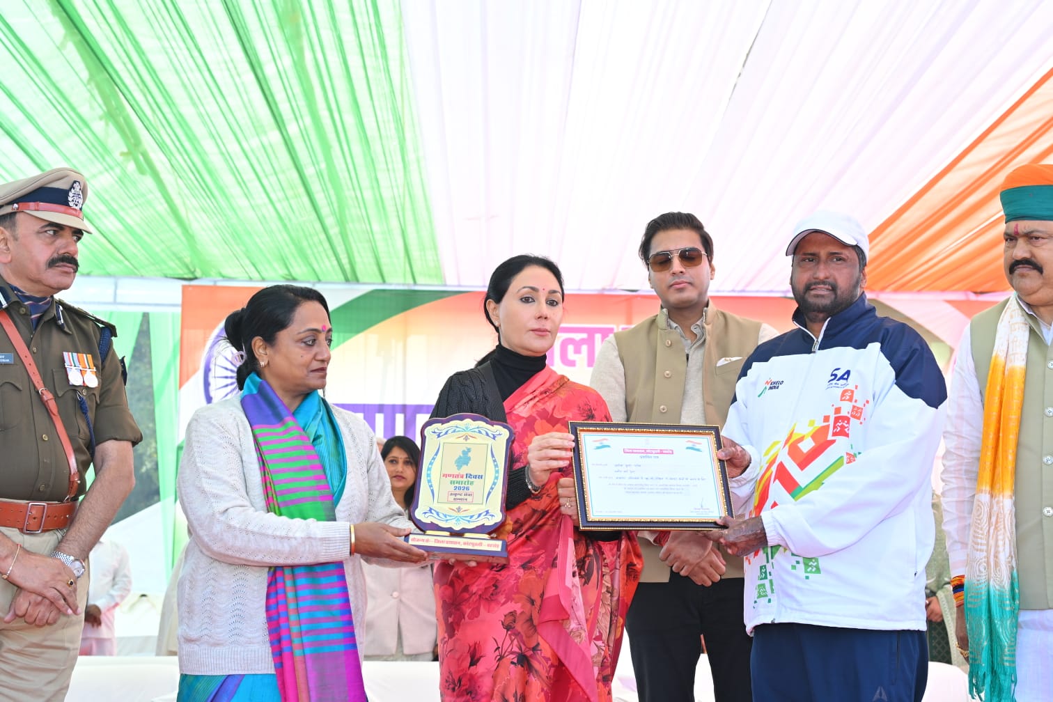 बहादुरी के लिए अशोक पारीक को मिला जिला स्तरीय सम्मान