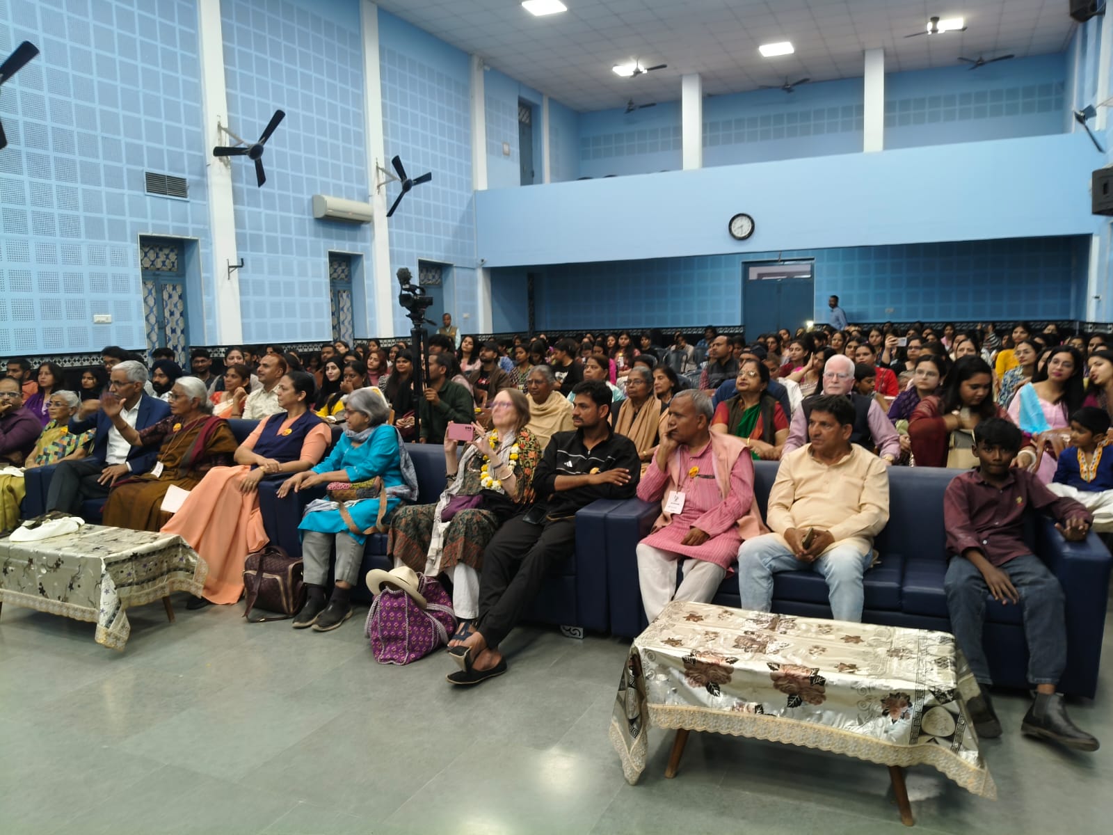12वें लोक उत्सव के दूसरे दिन संगीत, संवाद और उत्तर-दक्षिण संगम का ऐतिहासिक उत्सव