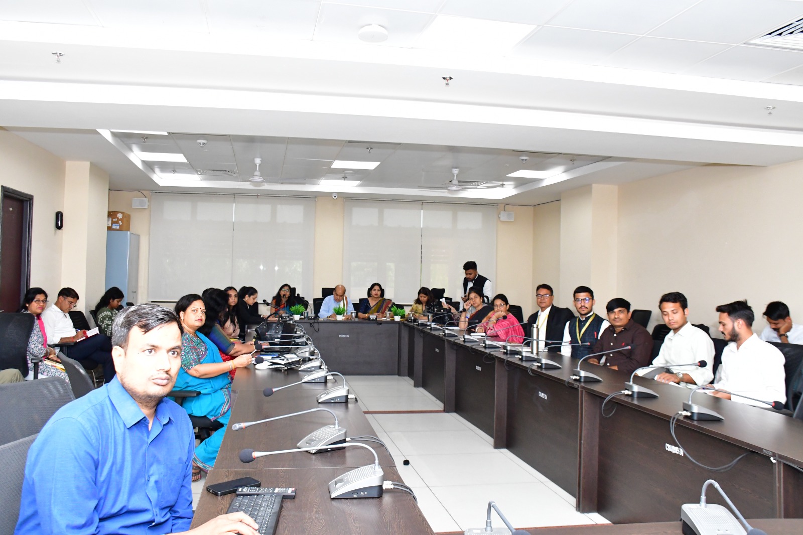 नारी शक्ति वंदन अधिनियम 2023 पर जागरूकता कार्यक्रम  में केंद्रीय संस्कृत विश्वविद्यालय, जयपुर परिसर में विविध गतिविधियों का आयोजन