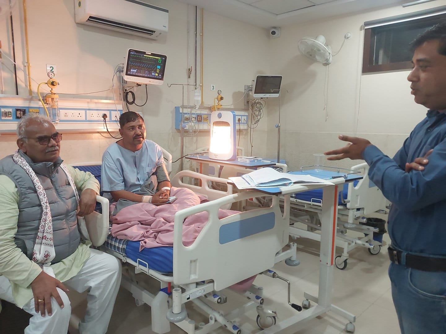 उप जिला प्रमुख कोटा को आया हार्ट अटैक, मिलने अस्पताल पहुंचे शिक्षा एवं पंचायती राज मंत्री मदन दिलावर