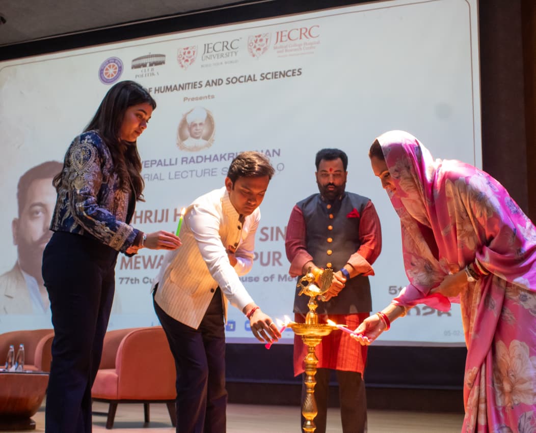इंसान को जोड़ते चलिए, देश-दुनिया बनती चलेंगी” डॉ. लक्ष्यराज सिंह मेवाड़, जेईसीआरसी यूनिवर्सिटी