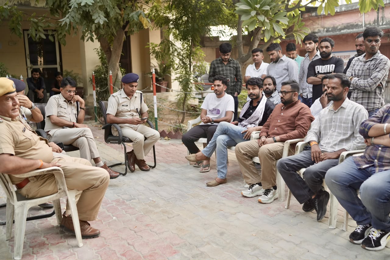 भाजपा प्रदेशाध्यक्ष मदन राठौड़ के पाकिस्तान प्रेम वाले शर्मनाक वक्तव्य के खिलाफ आवाज उठा रहे युवा कांग्रेस को भाजपा सरकार की पुलिस ने अलोकतांत्रिक ढंग से गिरफ्तार कर लिया