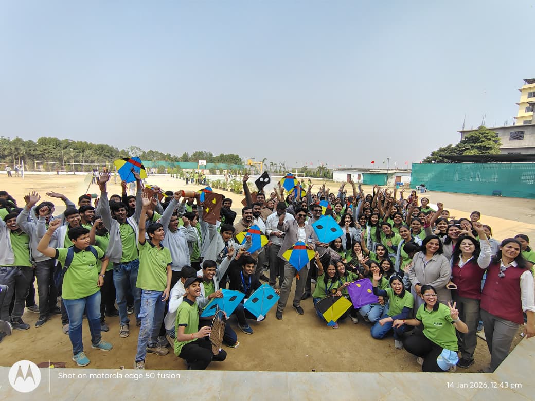 एलन पीएनसीएफ स्टूडेंट्स ने मनाई संक्रांति