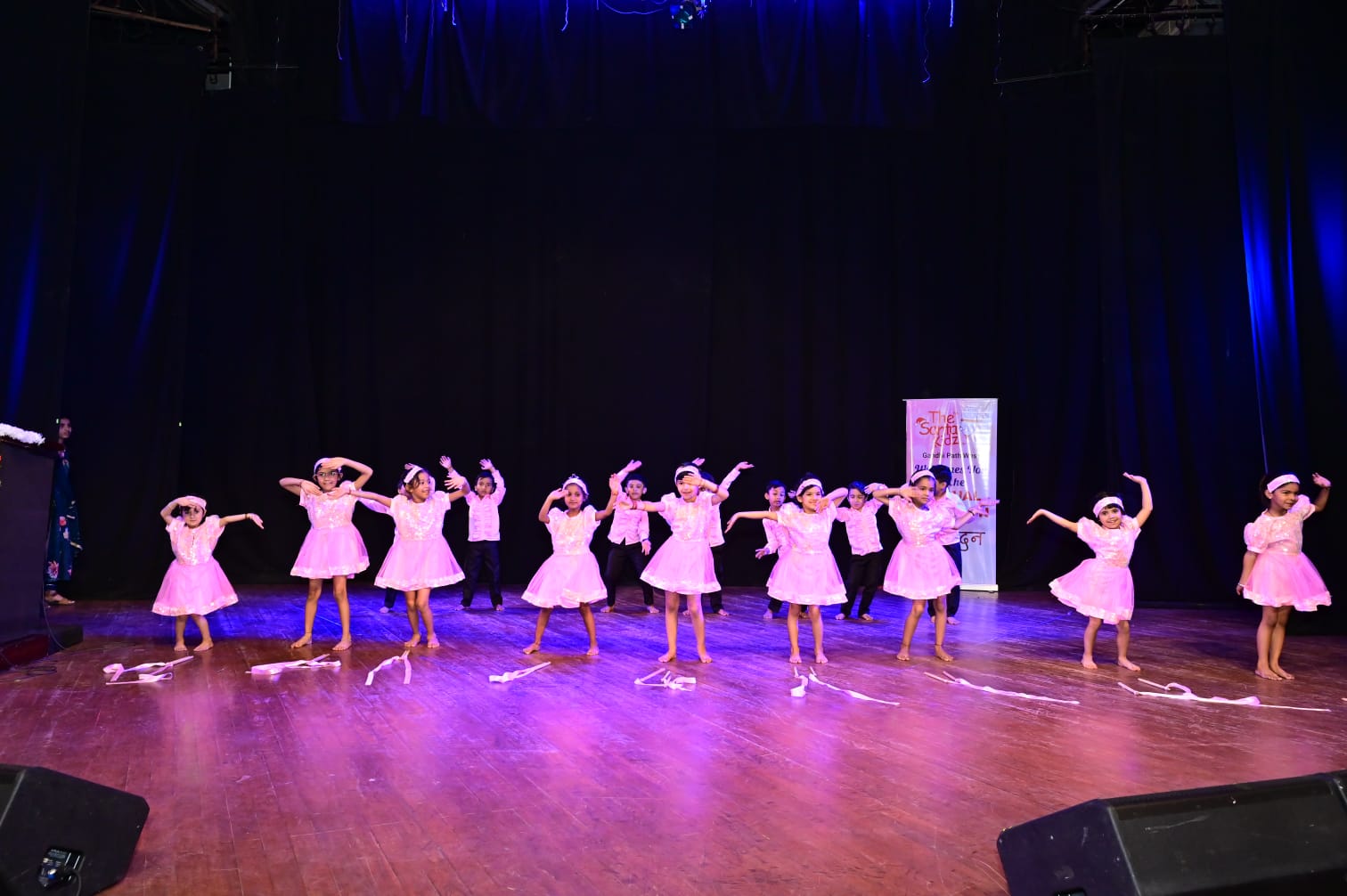 द सांता किड्ज़ के वार्षिक उत्सव में जेठालाल और बापूजी का मस्तीभरा अंदाज़