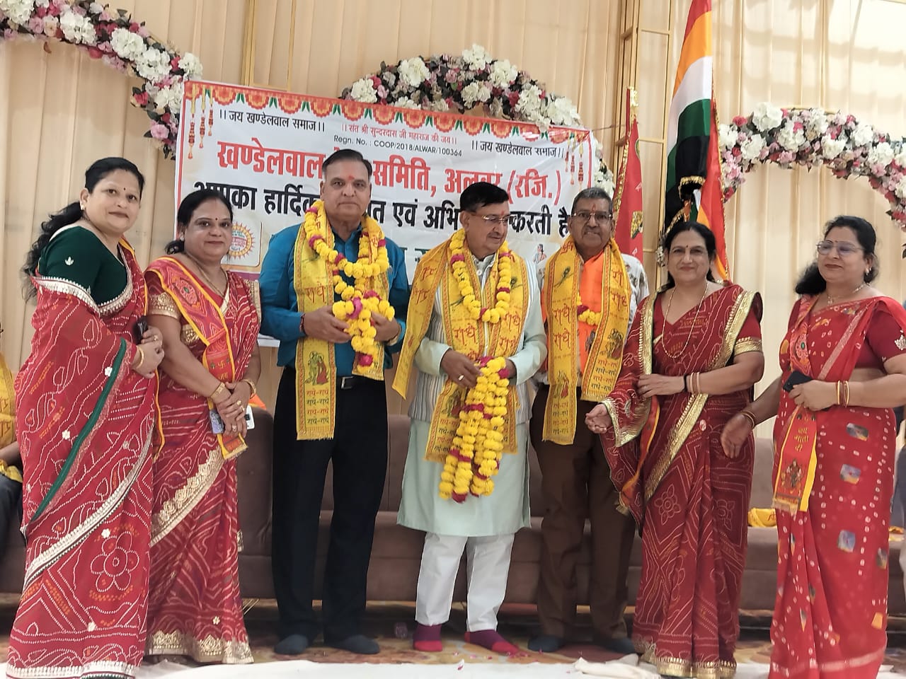 खंडेलवाल वेश्य धाम जागरण रथ यात्रा का खंडेलवाल सेवा समिति अलवर ने किया भव्य स्वागत