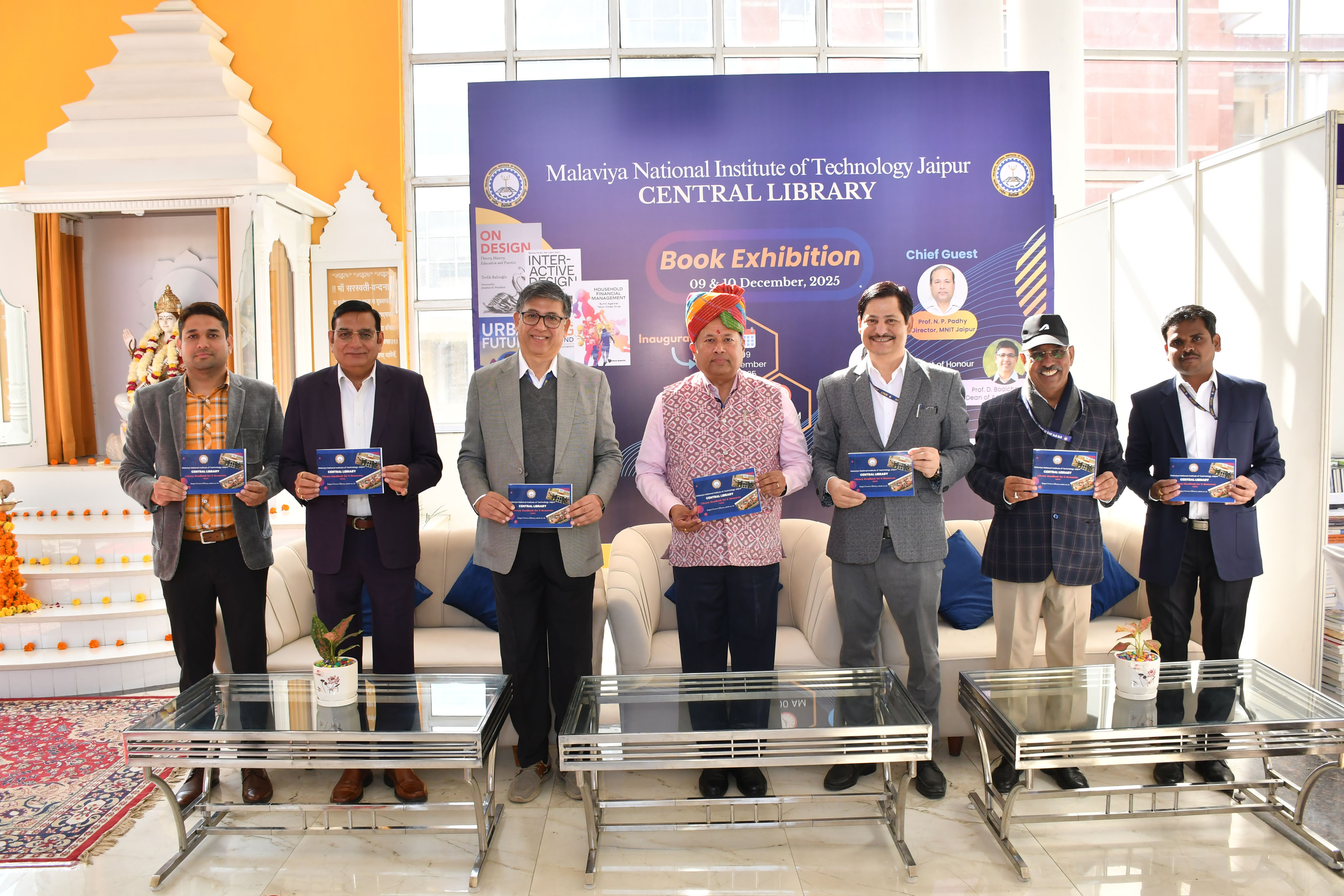 मालवीय राष्ट्रीय प्रौद्योगिकी संस्थान, जयपुर (एमएनआईटी) - केंद्रीय पुस्तकालय