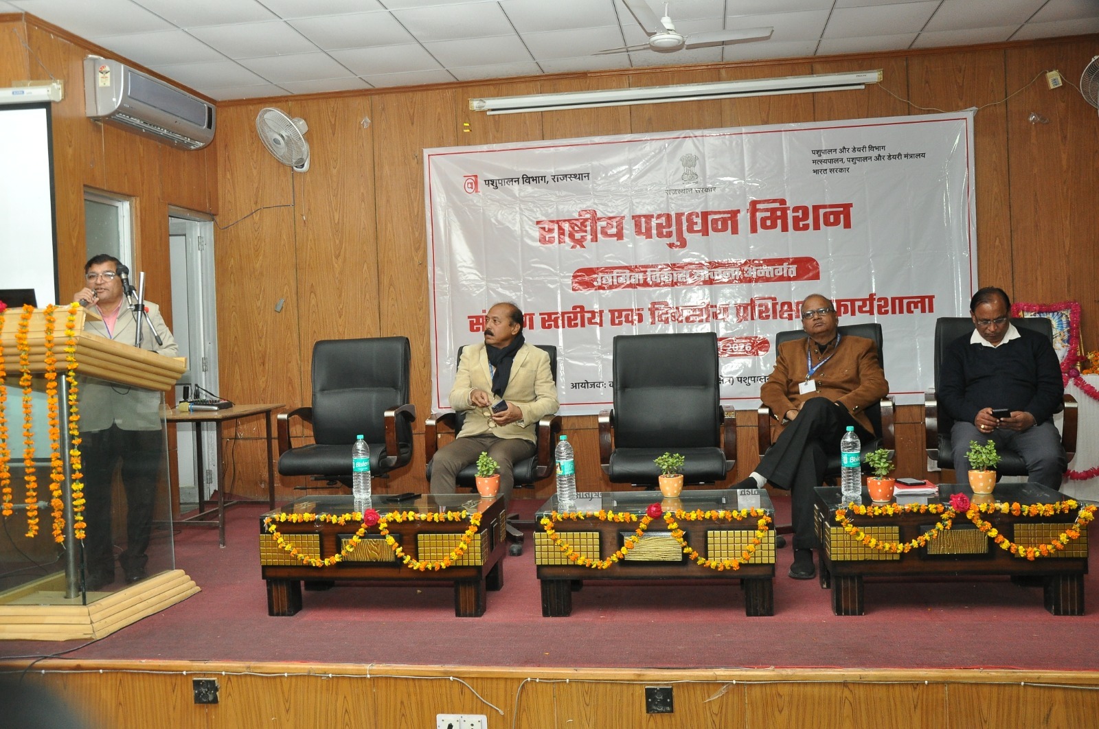 राष्ट्रीय पशुधन मिशन पशुपालकों की आय बढ़ाने का प्रभावी माध्यम—   निदेशक, पशुपालन