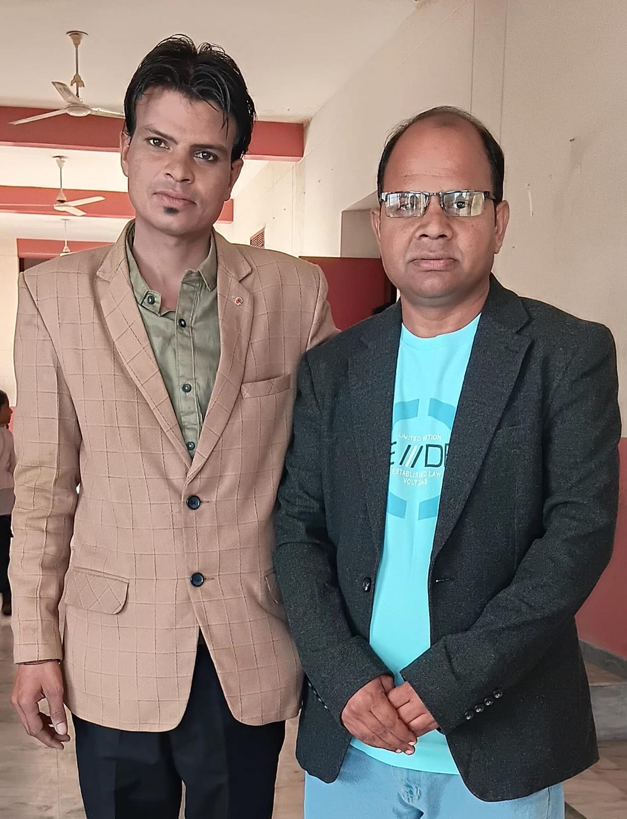 विश्व प्रसिद्ध जादूगर विकास ओर समां का किया सम्मान