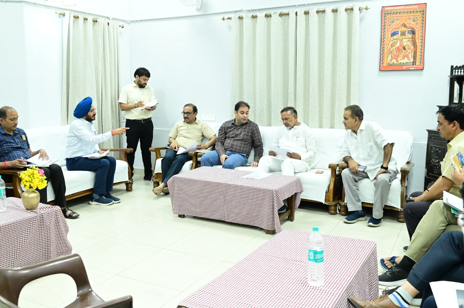 मंडियों से गेहूं का समय पर उठाव सुनिश्चित करें— एफसीआई कोटा संभाग में रोटेशन के आधार पर रेक लगाएं-ऊर्जा राज्य मंत्री (स्वतंत्र प्रभार)