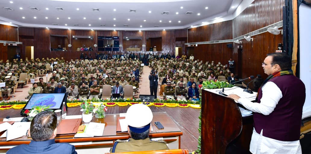विकसित भारत के संकल्प की सिद्धि में कानून व्यवस्था की निर्णायक भूमिका, पुलिस प्रशिक्षण के नवाचारों ने प्रदेश को दिलाई राष्ट्रीय स्तर पर नई पहचान, राष्ट्र सेवा के समर्पित भाव से पुलिसिंग को बनाएं मजबूत - मुख्यमंत्री भजनलाल शर्मा