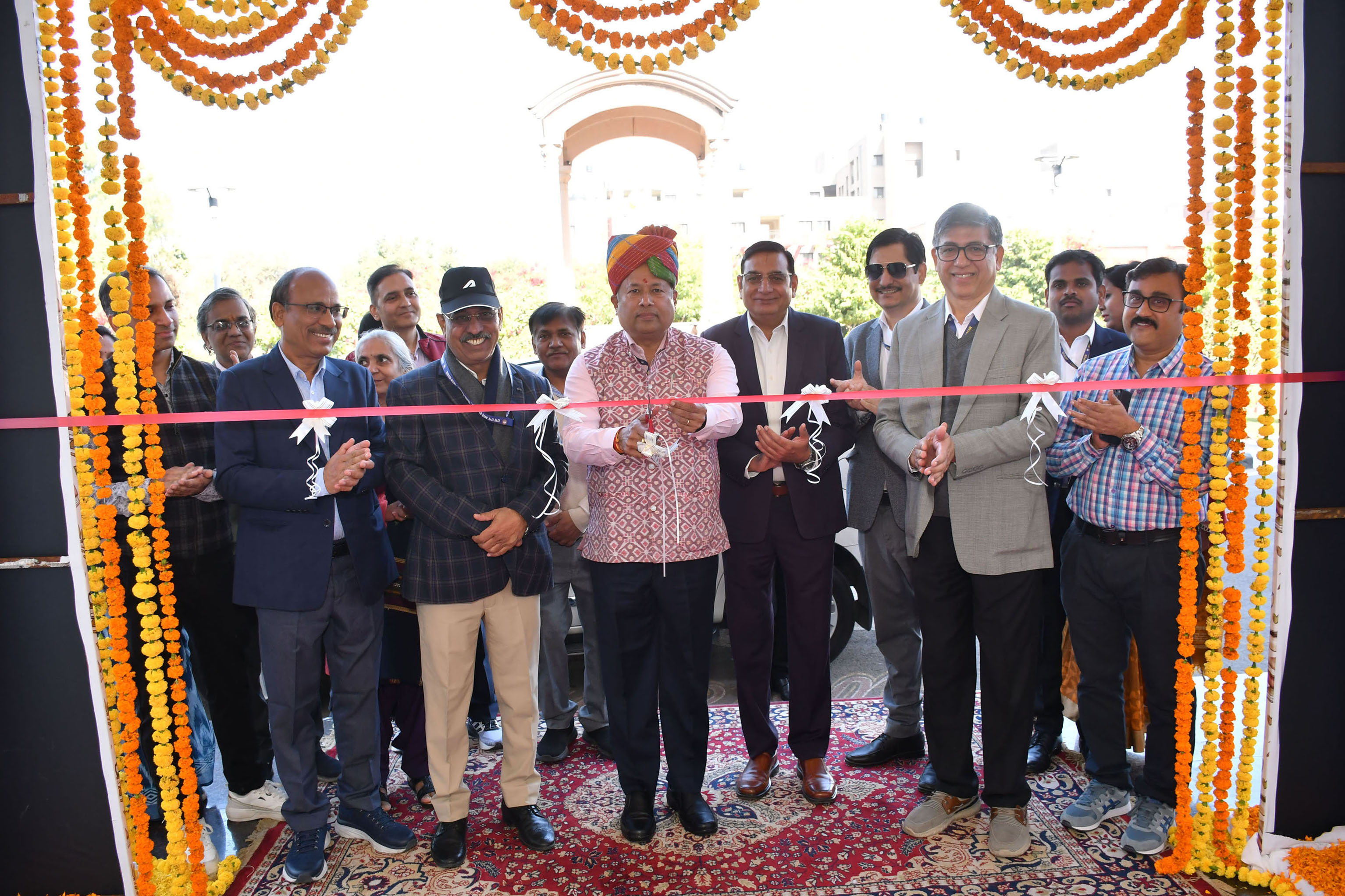 मालवीय राष्ट्रीय प्रौद्योगिकी संस्थान, जयपुर (एमएनआईटी) - केंद्रीय पुस्तकालय