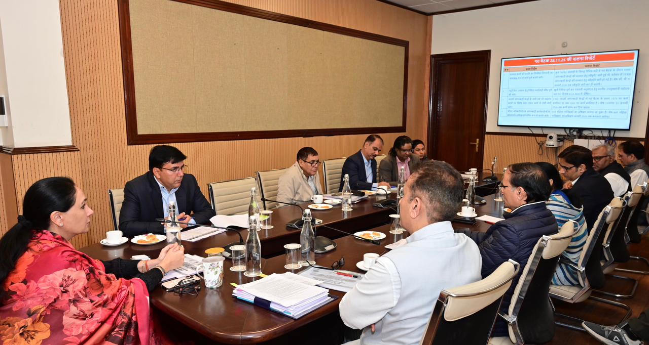 नव नियुक्त महिला पर्यवेक्षकों और आँगनबाड़ी कार्यकर्ताओं को अब दी जाएगी आईटी एनेबल्ड ट्रेनिंग— उप मुख्यमंत्री दिया कुमारी