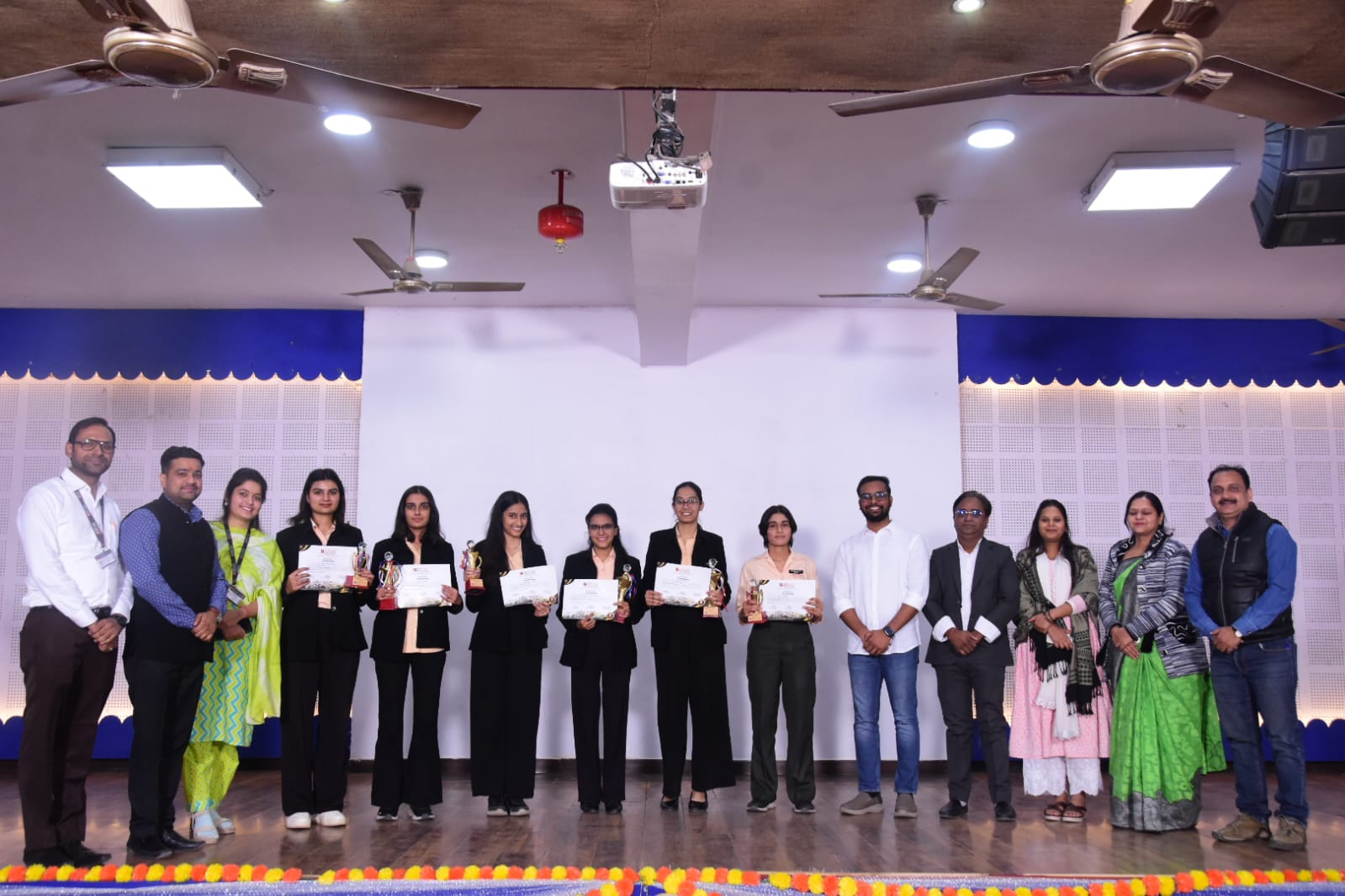 बियानी कॉलेज में डेटा साइंस सेमिनार एवं इमर्जिंग टेक्नोलॉजी प्रेज़ेंटेशन कॉम्पिटिशन का सफल आयोजन