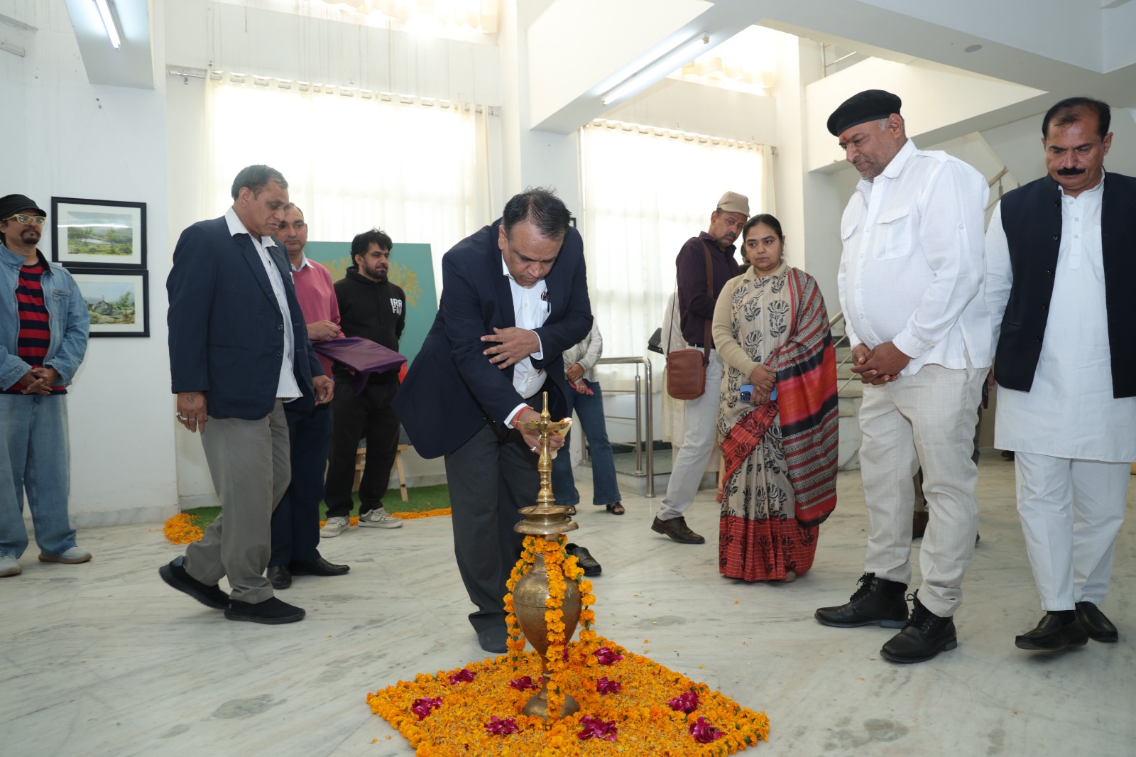 66वीं वार्षिक कला प्रदर्शनी का उद्घाटन एवं पुरस्कार वितरण समारोहपूर्वक सम्पन्न