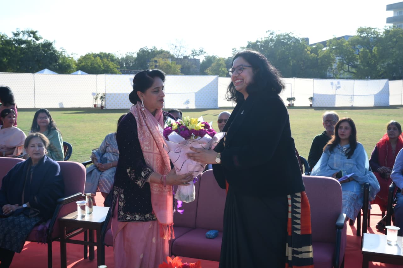 बारहवीं की छात्राओं के लिए आशीर्वाद समारोह का आयोजन