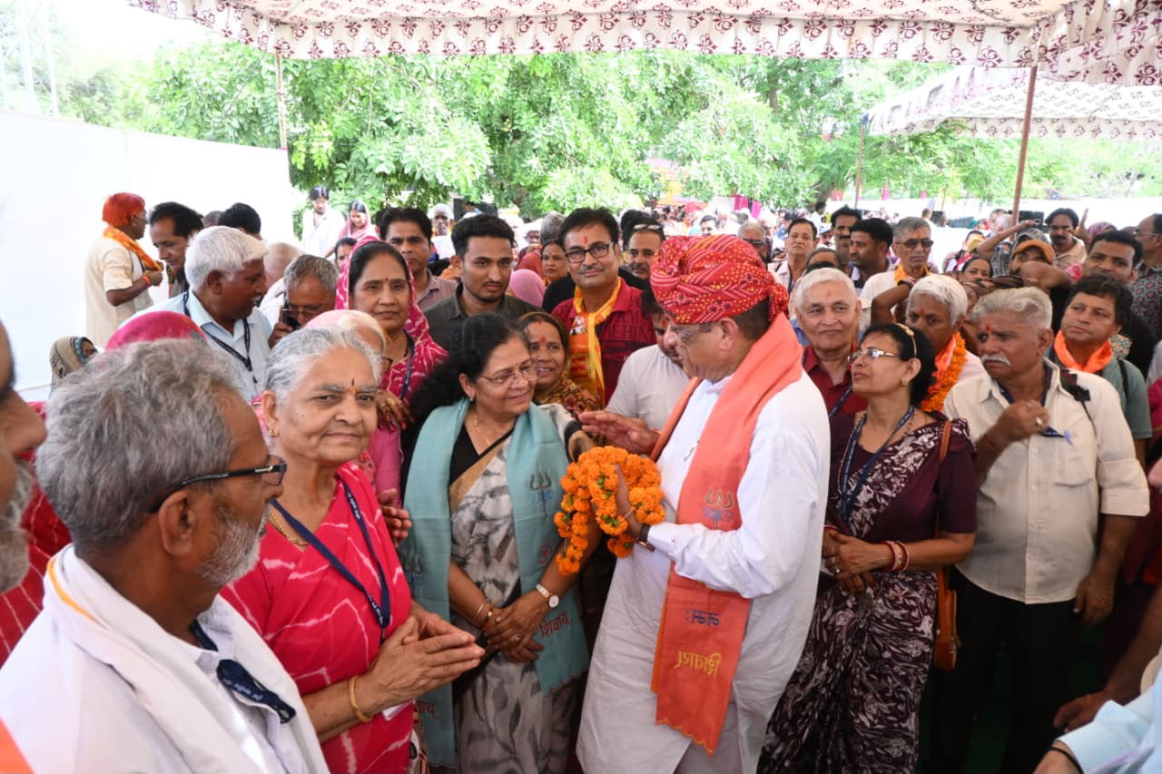 बुजुर्गों के सपनों को पंख : वरिष्ठ नागरिक तीर्थ यात्रा योजना-2026 का शंखनाद