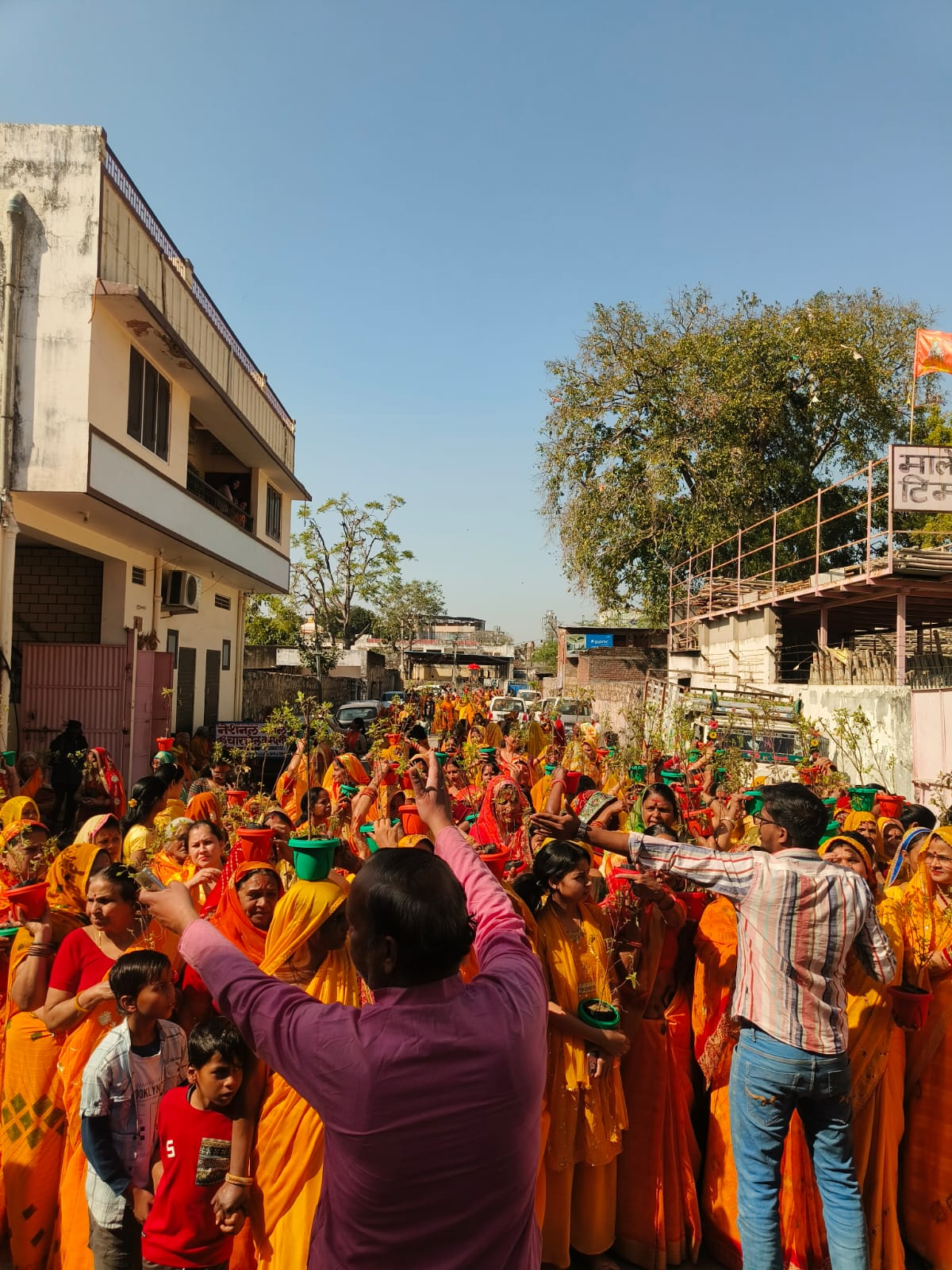 पर्यवारण सरंक्षण का संदेश तुलसी यात्रा