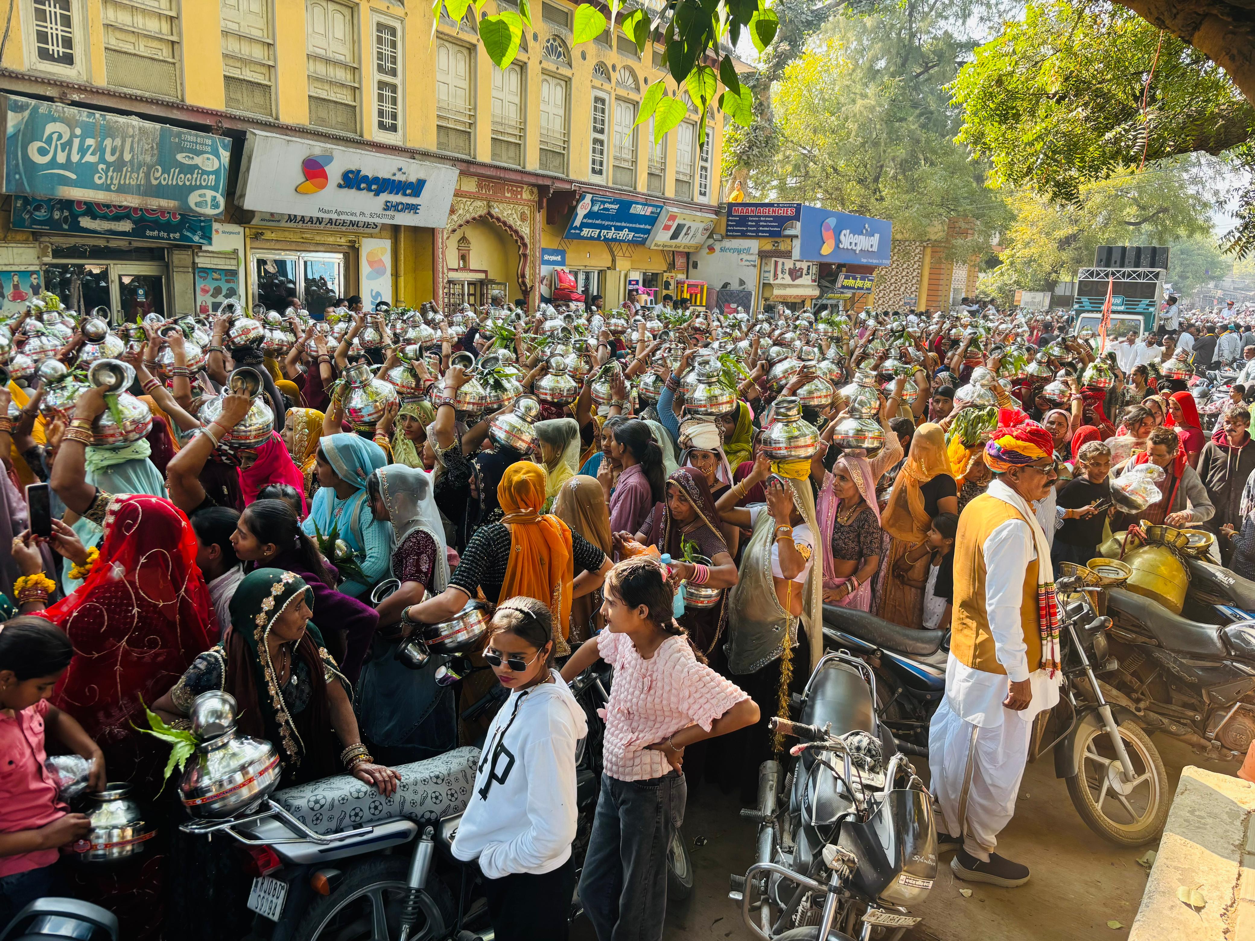 जय जय देव, घर-घर देव: बूंदी में देवनारायण भगवान के 1114वें अवतरण महोत्सव पर उमड़ा जनसैलाब
