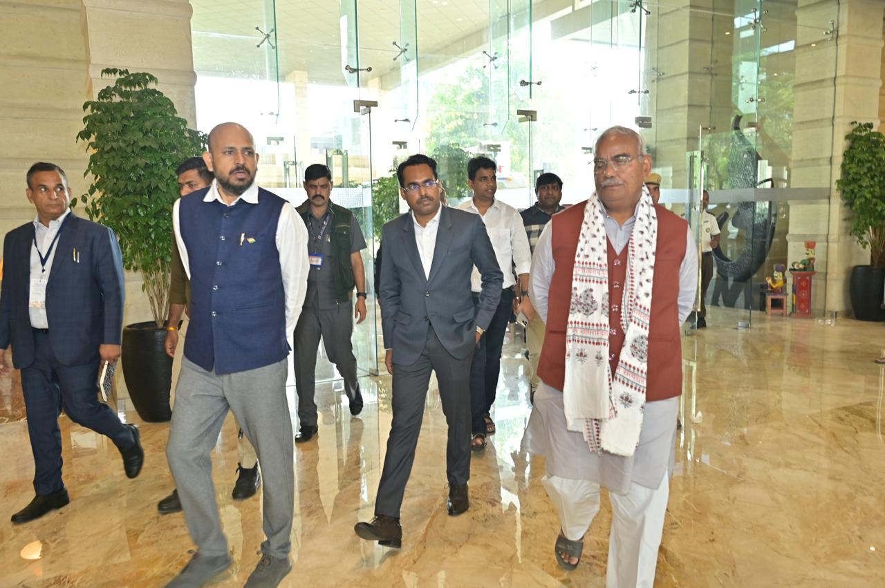 मंत्री मदन दिलावर की उपस्थिती मे 113 करोड़ के MoU साइन हुऐ,  यह जल संरक्षण के कार्य आगामी तीन वर्षो मे किएन्वित होंगे