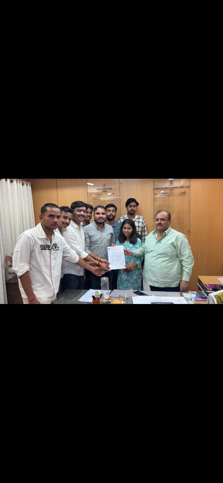 कार्डियोलॉजी परीक्षा में हुई नकल एवं अनियमितताओं के विरोध में ज्ञापन सौंपा