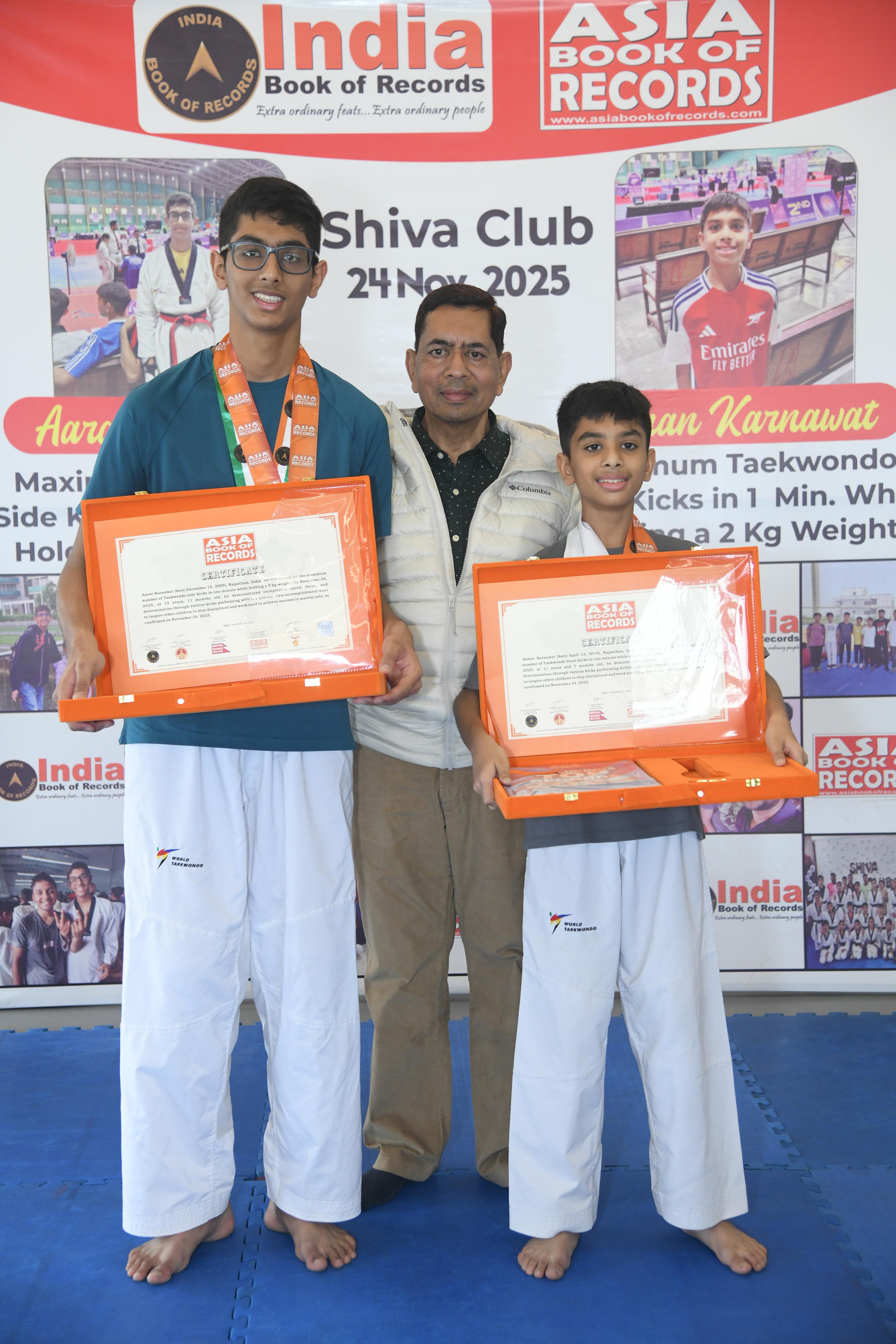 एक मिनट में 113 और 274 किक्स के साथ आरव और आहान ने टाइक्वांडो में रचा इतिहास