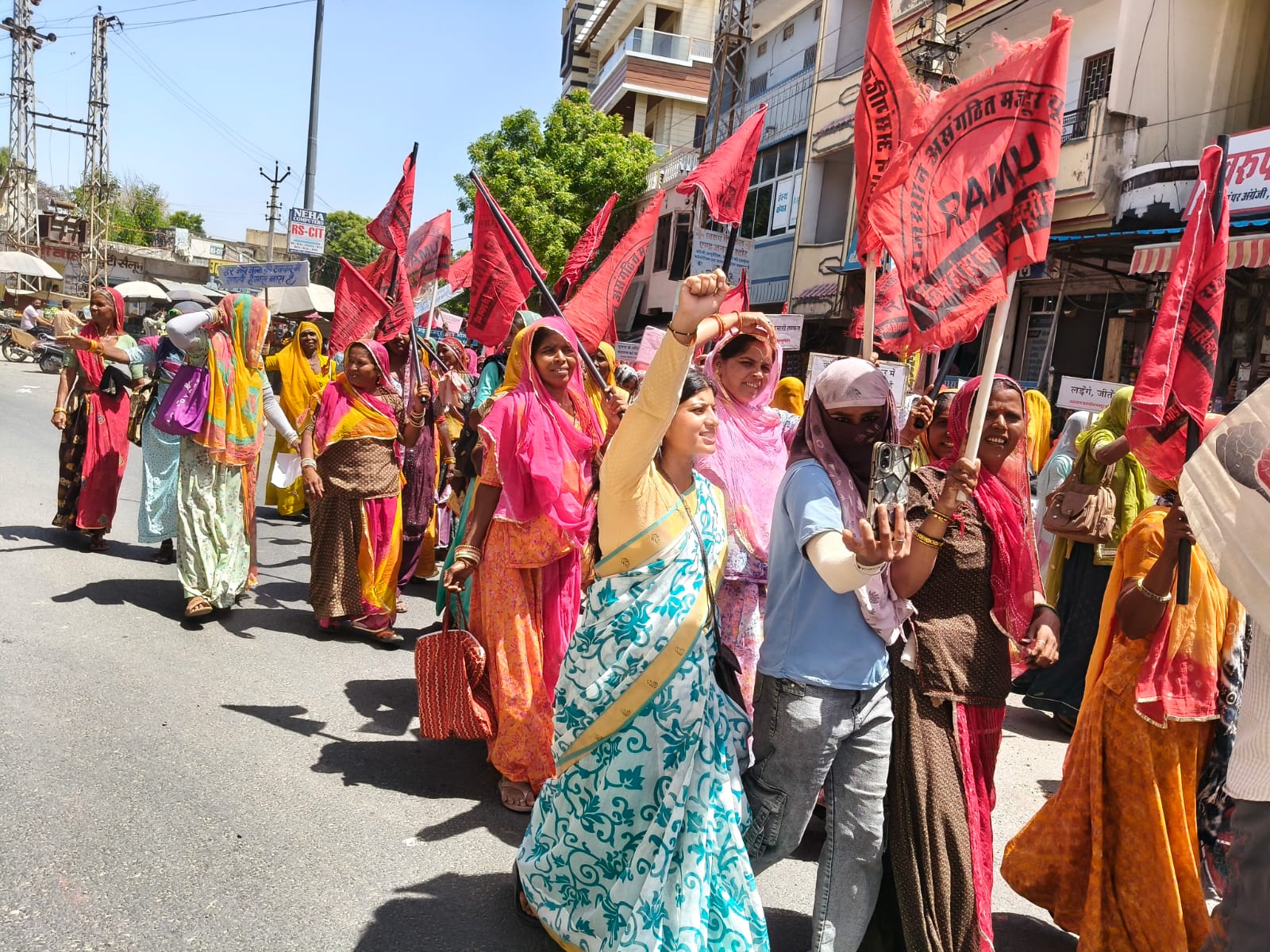 श्रम अधिकारों की रक्षा जरूरी तथा 365 दिन काम की हो गारंटी - प्रशांत भूषण