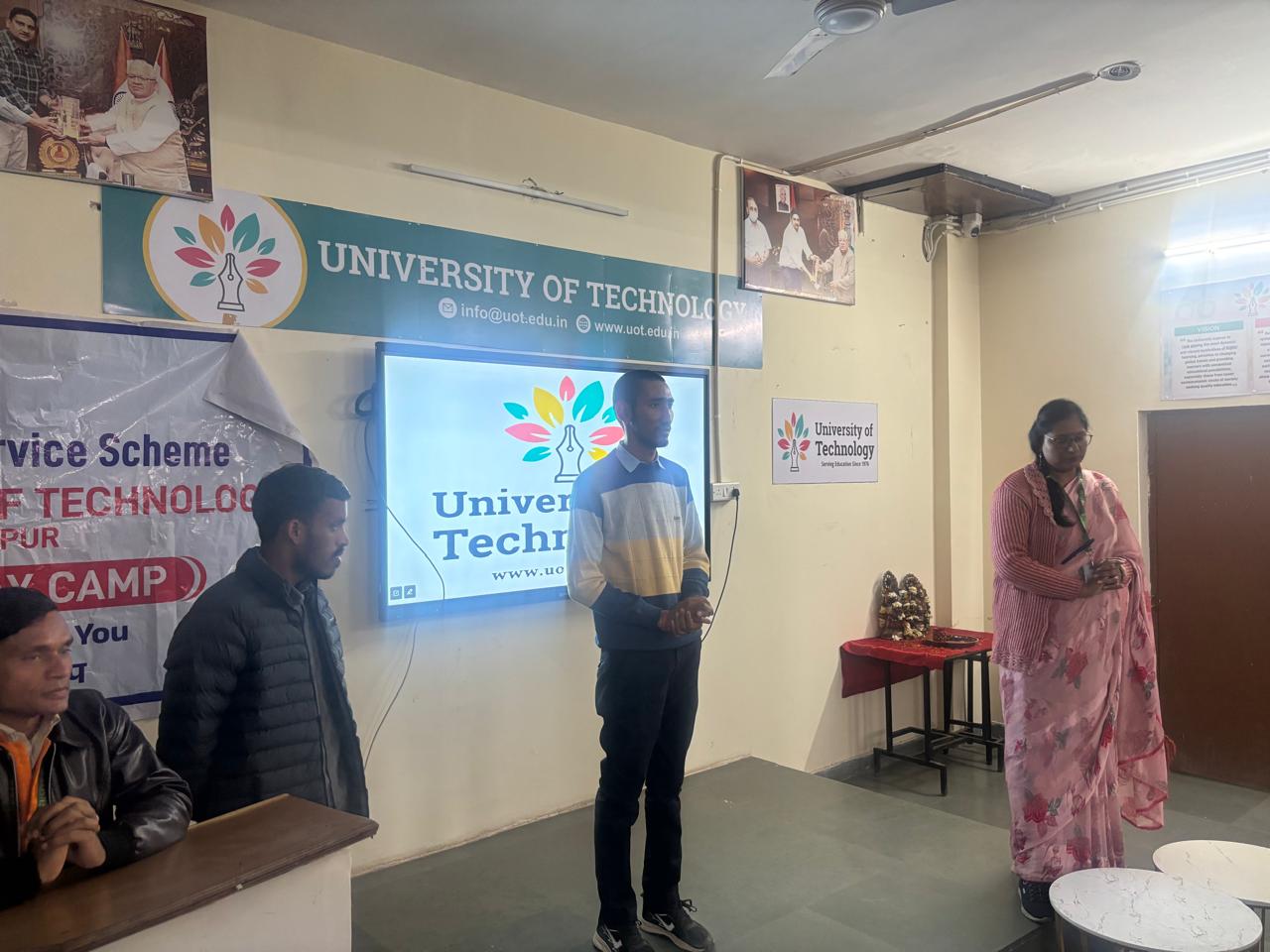 सात दिवसीय एनएसएस शिविर के चतुर्थ एवं पंचम दिवस सामाजिक कल्याण, योग, स्वास्थ्य एवं जनजागरूकता को समर्पित