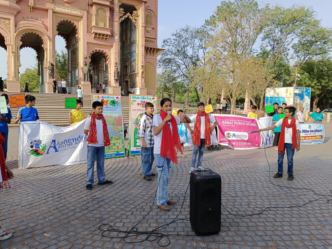 अक्षेंद्र वेलफेयर सोसायटी का विशाल परिंडा अभियान, पक्षियों और पर्यावरण संरक्षण की अनूठी पहल