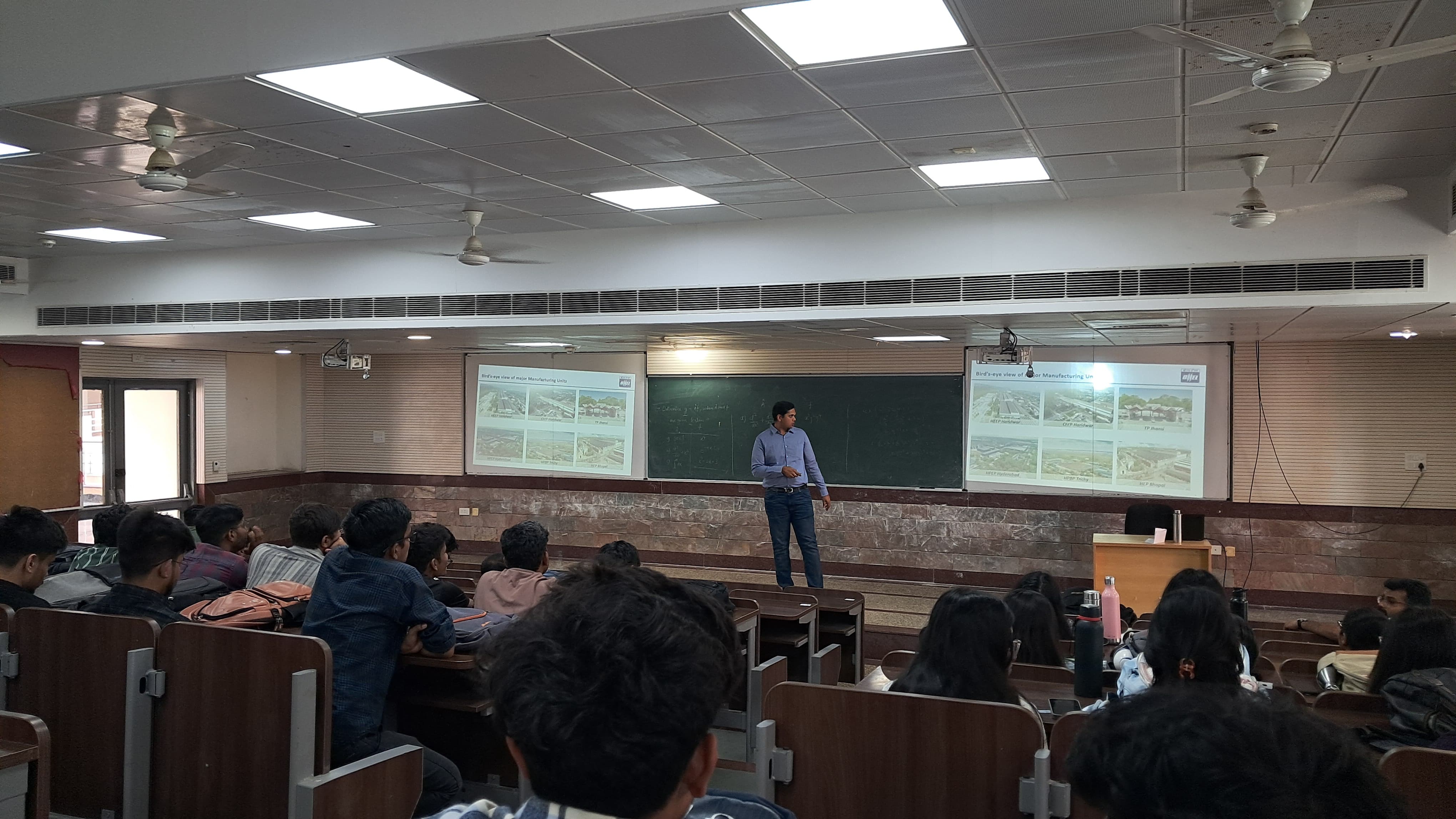 संदर्भ में स्नातक (UG) छात्रों के लिए धातुकर्म एवं सामग्री अभियांत्रिकी विभाग में एक उद्योग-संस्थान संवाद व्याख्यान