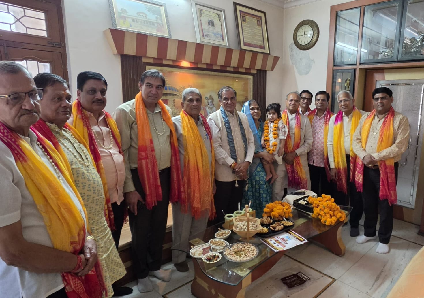 अखिल भारतवर्षीय खंडेलवाल वेश्य महासभा के राष्ट्रीय अध्यक्ष रमेश चंद्र गुप्ता तूंगावाला के महासभा में आजीवन मुख्य संरक्षक बनने पर स्वागत