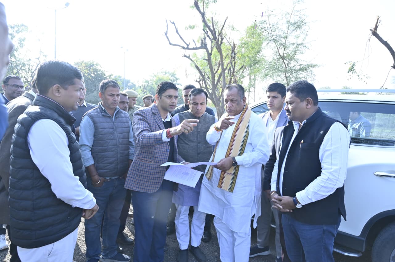 प्रभारी मंत्री ने किया निर्माणाधीन स्टेडियम का निरीक्षण, अधिकारियों को दिए निर्देश