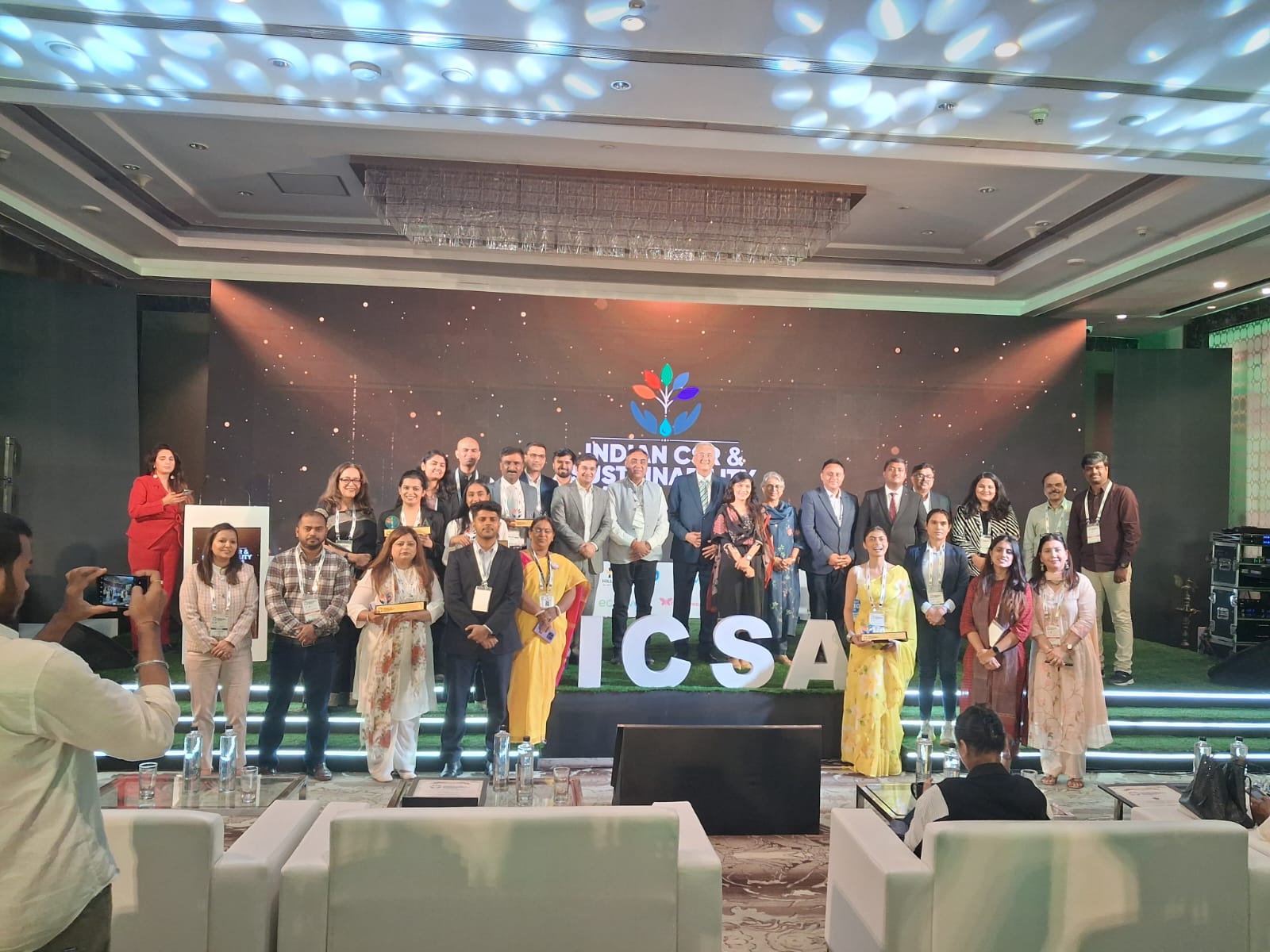 पोद्दार संस्थान बेस्ट एनजीओ अवाॅर्ड ऑफ द ईयर 2026 से सम्मानित