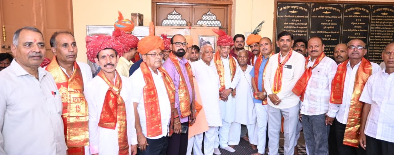 ग्राम रथ अभियान से ग्रामीणों को मिली योजनाओं की जानकारी