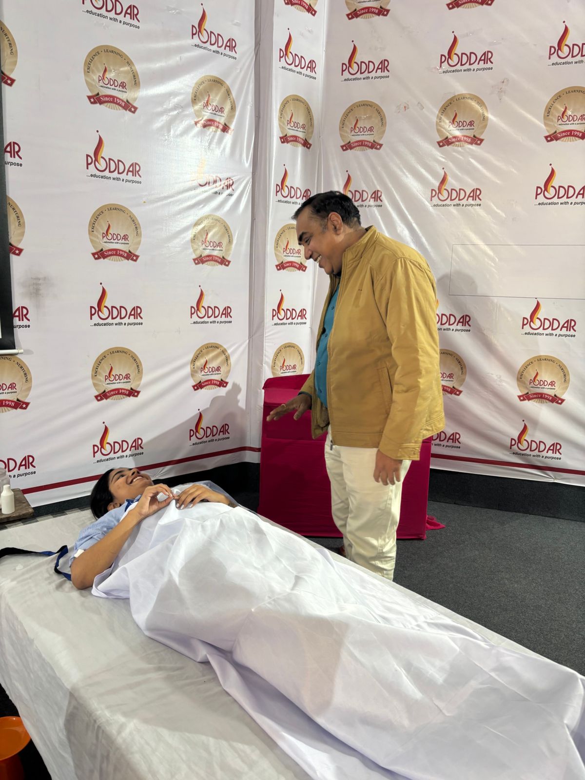 मुख्यमंत्री भजनलाल शर्मा के जन्मदिवस पर आयोजित हुआ विशाल रक्तदान शिविर, 102 रक्तदाताओं ने किया रक्तदान