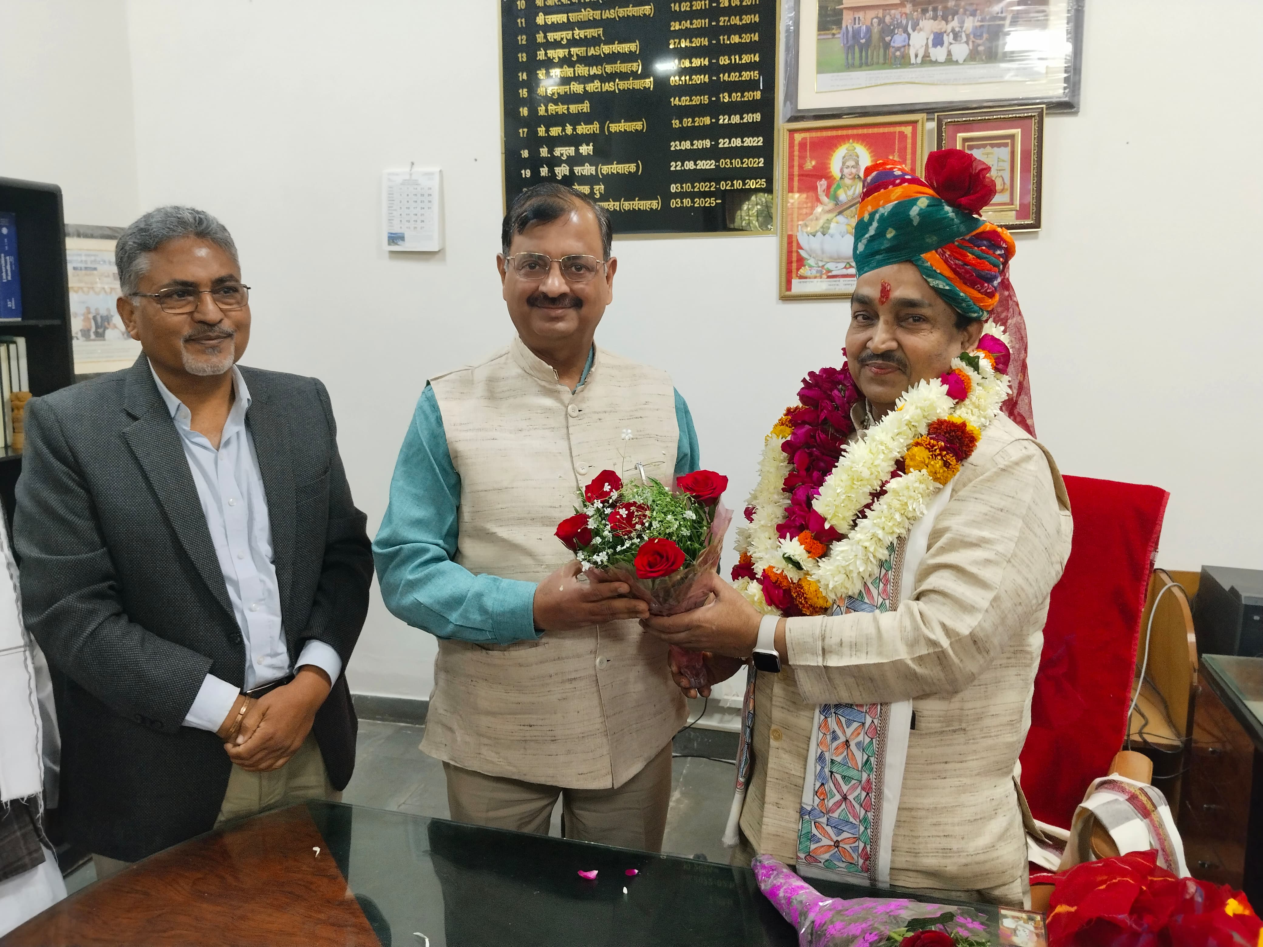 जगद्गुरु रामानंदाचार्य राजस्थान संस्कृत विश्वविद्यालय, जयपुर नवनियुक्त कुलपति प्रो. मदन मोहन झा ने संभाला कार्यभार