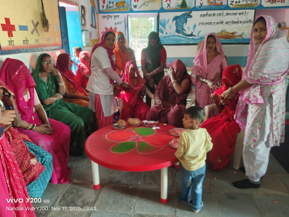 प्रदेश की 63 हजार आंगनबाड़ियों में नन्हें-मुन्नों ने गाया वंदे मातरम्