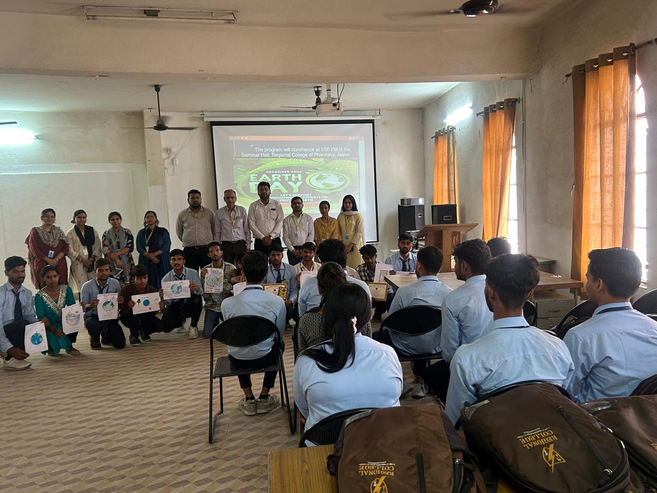 यूनिवर्सिटी ऑफ टेक्नोलॉजी, जयपुर में मनाया गया विश्व पुस्तक दिवस