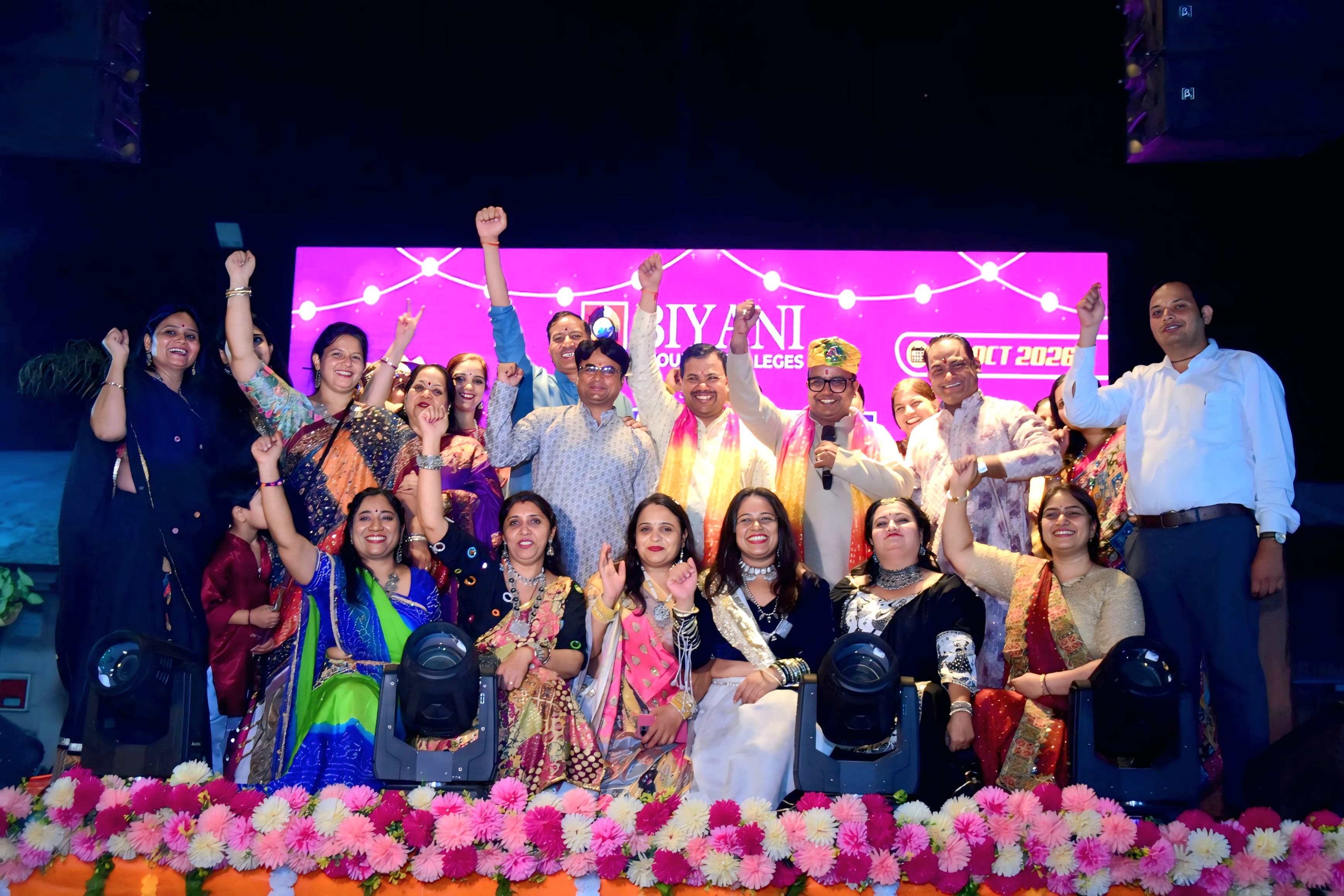 बियानी ग्रुप ऑफ कॉलेजेज में सजी ‘नव्यायन डांडिया नाइट’, गरबा-डांडिया की रंगारंग प्रस्तुतियों पर झूमे विद्यार्थी