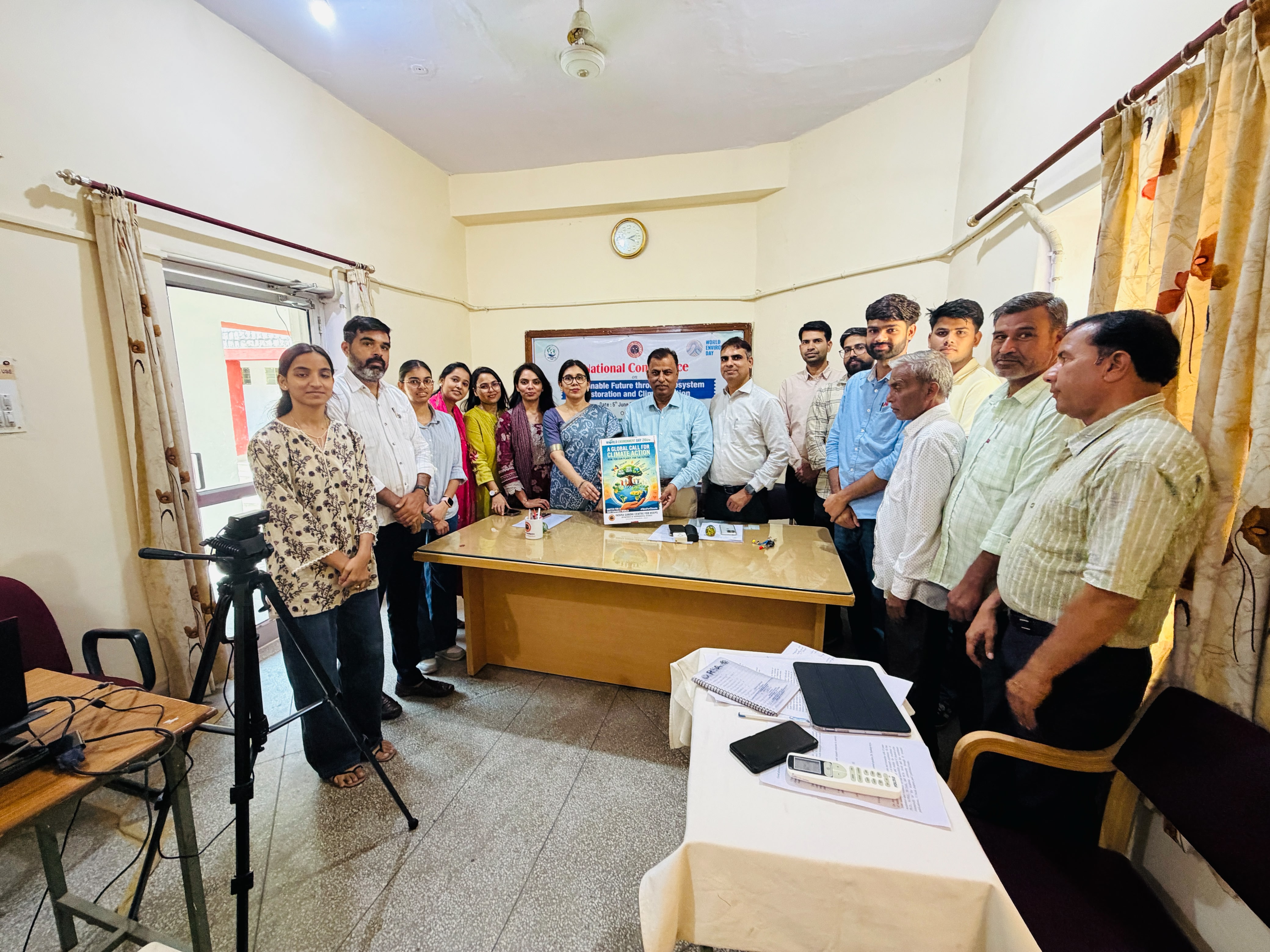 पर्यावरण संरक्षण सरकार की ही नहीं, हर नागरिक की नैतिक जिम्मेदारी: प्रो. बी. एल. शर्मा
