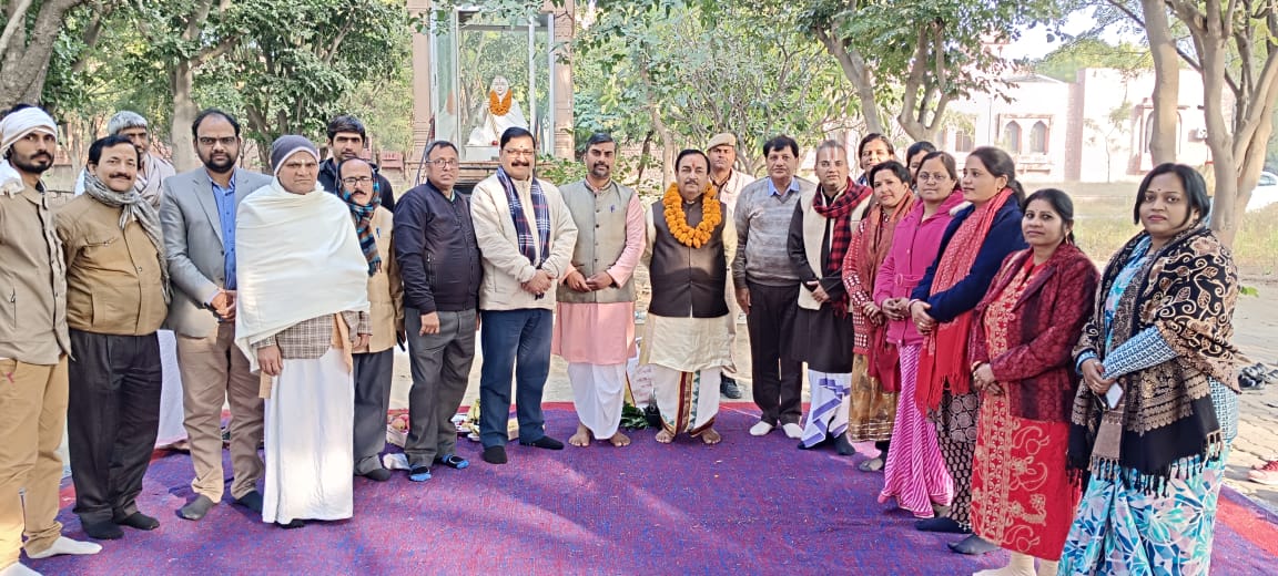 रामानंदाचार्य ने जन्म सत्ता की जगह व्यक्ति सत्ता को दिया महत्त्व