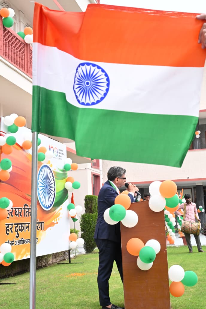 80वें स्वतंत्रता दिवस पर ज्वेलर्स एसोसिएशन, जयपुर में भव्य ध्वजारोहण समारोह