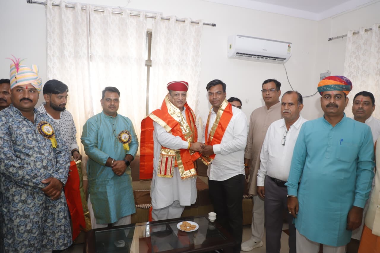 मंत्री जोराराम ने सामूहिक विवाह समारोह में नवयुगलों को दिया आर्शीवाद