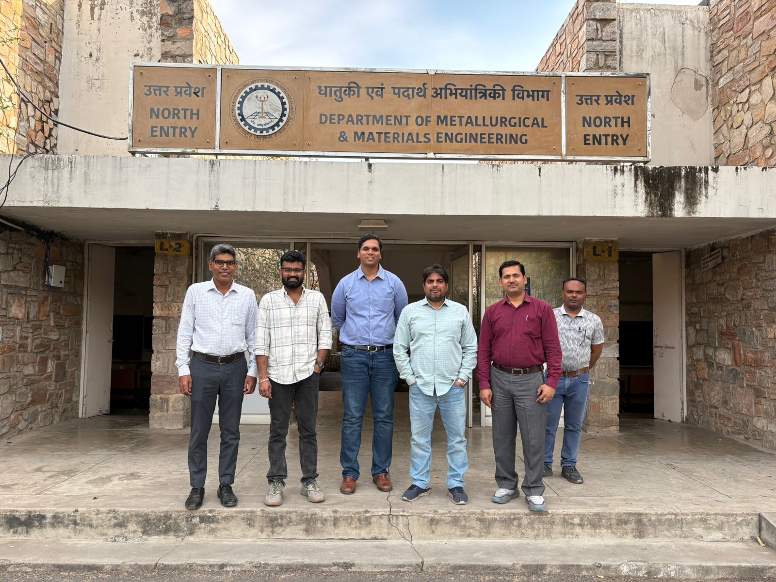 संदर्भ में स्नातक (UG) छात्रों के लिए धातुकर्म एवं सामग्री अभियांत्रिकी विभाग में एक उद्योग-संस्थान संवाद व्याख्यान