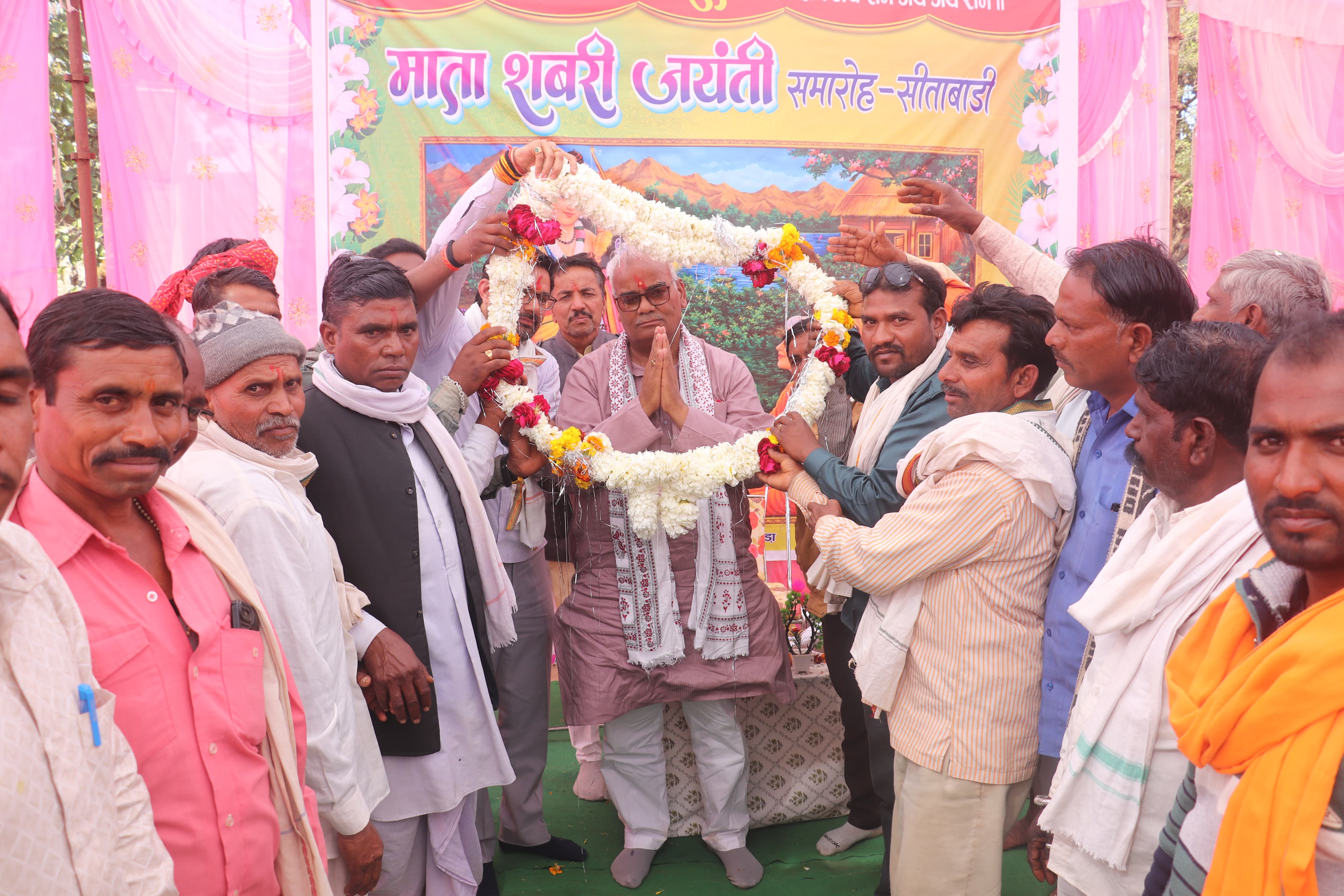 शबरी माता जयंती समारोह में बोले शिक्षा मंत्री मदन दिलावर भील, मीणा न होते तो राजस्थान का सम्मान न होता, यह हमारे भाई