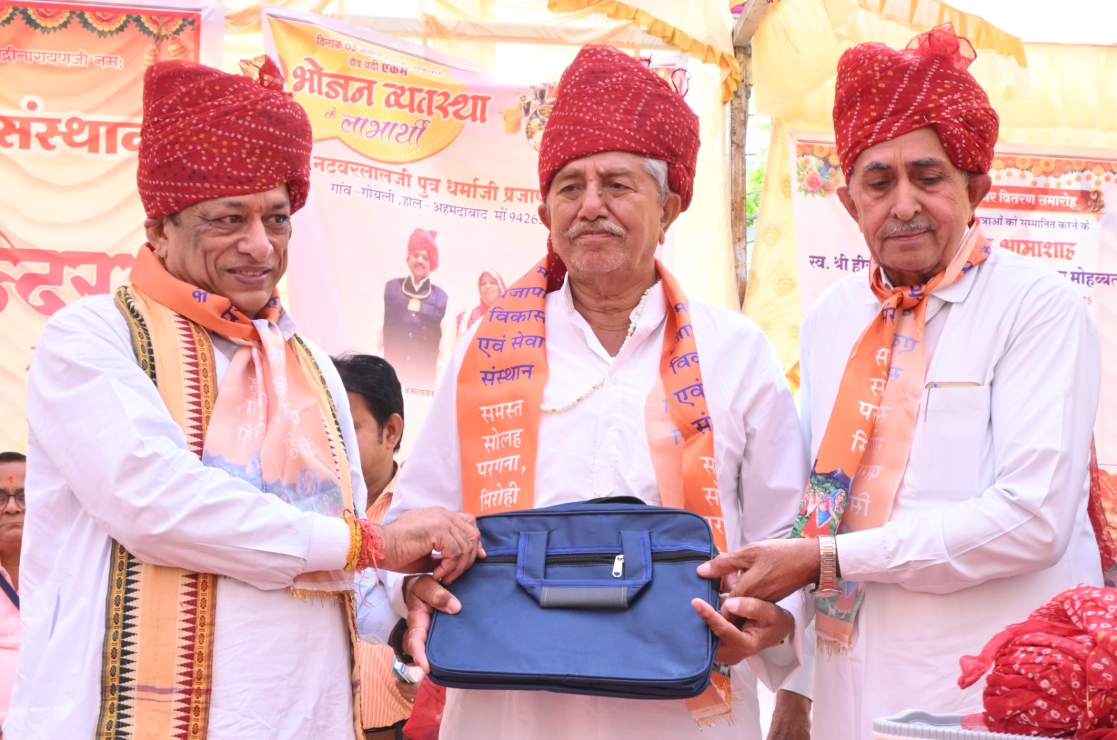 कैबिनेट मंत्री जोराराम कुमावत बोले- युवाओं के भीतर सकारात्मक प्रेरणा जगा रहा है प्रजापति समाज