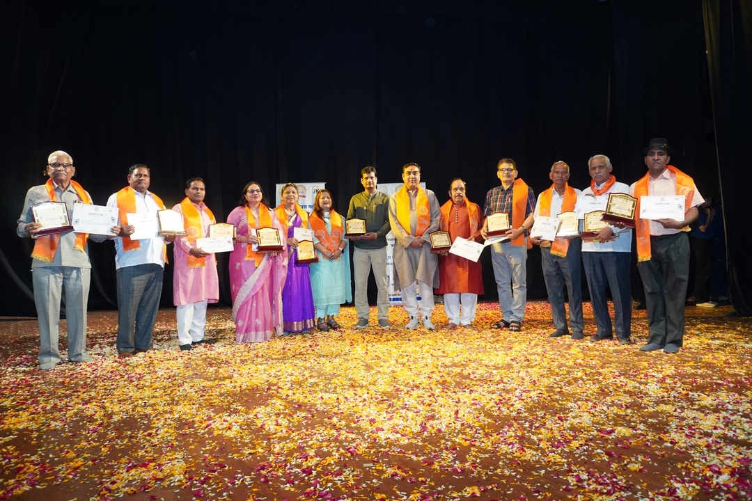 जयपुर में राजस्थान दिवस पर ब्रजभाषा अकादमी और पोद्दार संसथान के सयुक्त तत्वाधान में  ब्रज महोत्सव का भव्य आयोजन