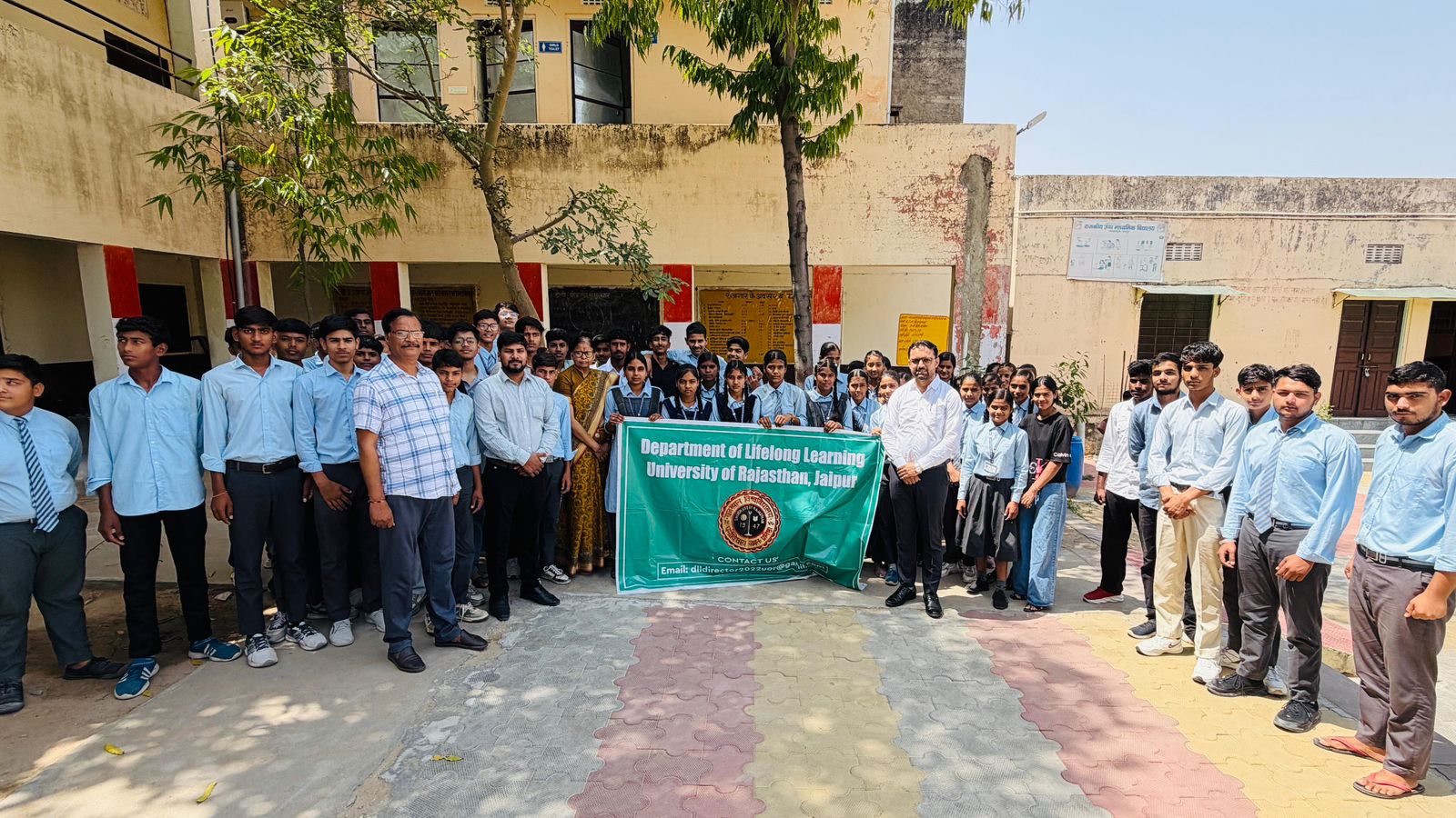 राजस्थान विश्वविद्यालय द्वारा ग्राम जयरामपुरा और दौलतपुरा में 'समावेशी विकास के लिए वित्तीय समावेशन' पर विशेष जागरूकता सत्र आयोजित